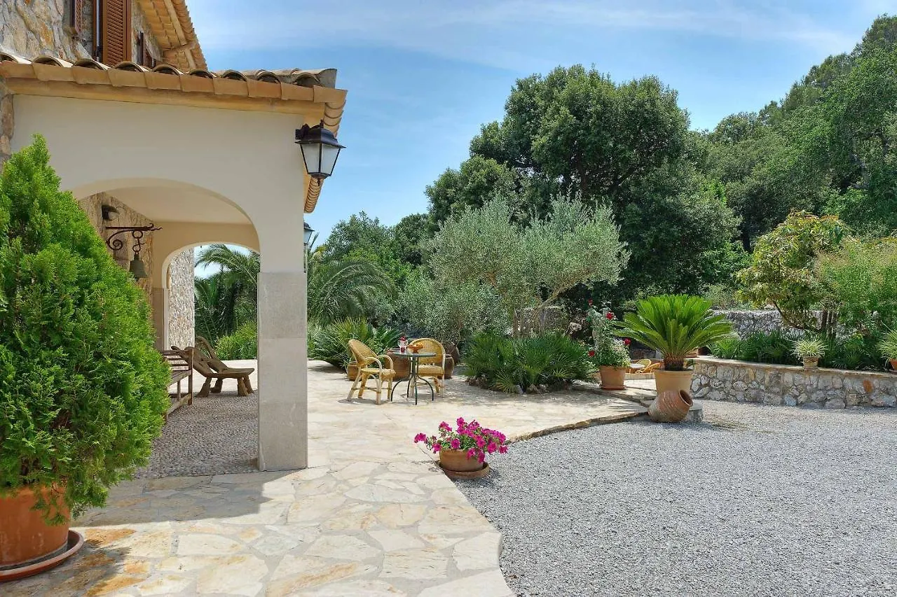 Finca Plomera Польенса Испания